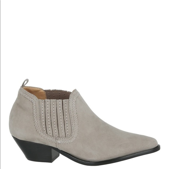 Schutz Jacqueline booties - Picture 8 of 13